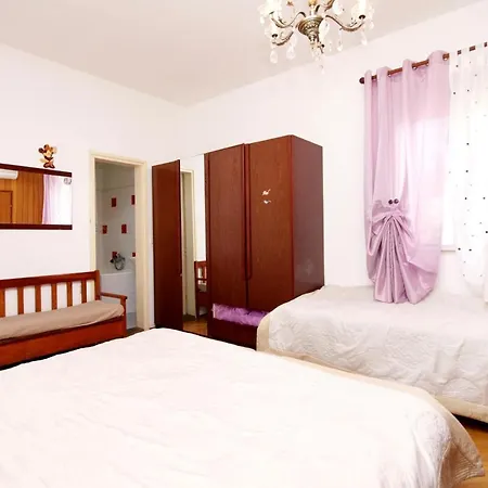 Apartment 4602c